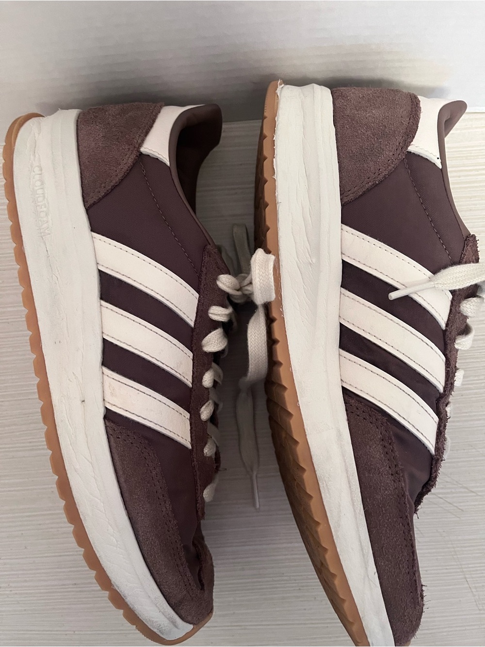 Adidas Brown and White Classic Sneakers Sz 8 - Picture 3 of 7